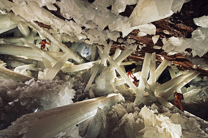 01_crystal_cave