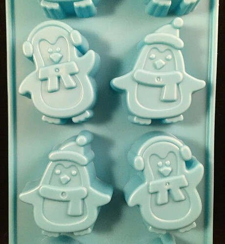 Penguin ice tray 2