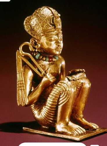 Squatting Tutankhamon pendant-1332×1808