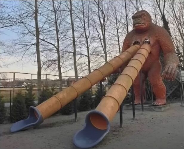 king-kongs-boob-slides