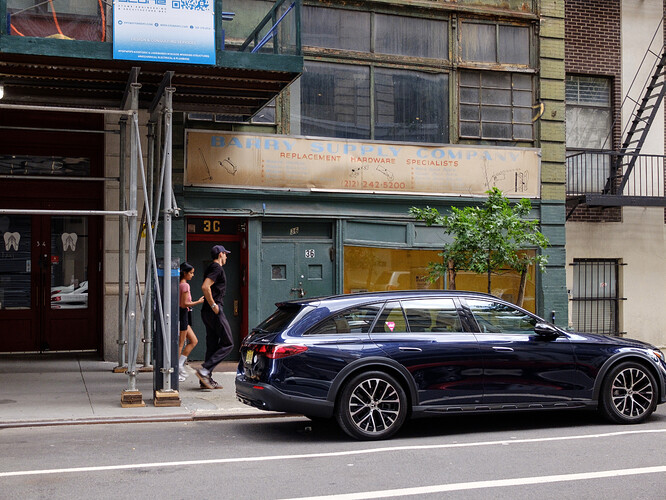 250802 36W 17th Street Cm