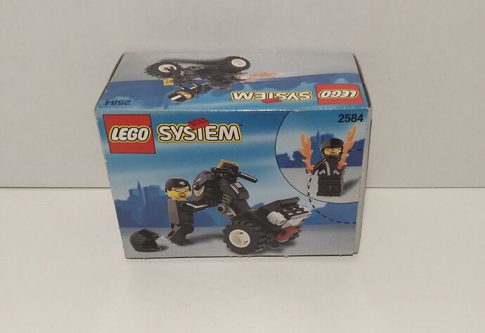 lego_2584__biker_bob__vintage__1671735282_156fa3a6_progressive-32195367