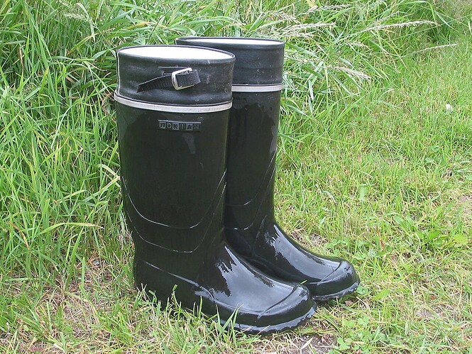 Nokian_Boots_(1)