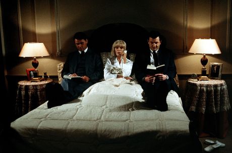 'whoops-apocalypse'---loretta-swit-440nw-880121cn