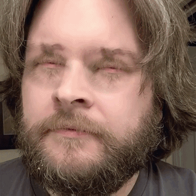 giphy-3431017658
